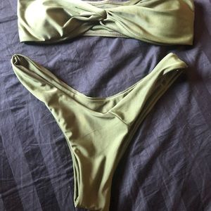 BOGO🦋Olive green strapless bikini🦋